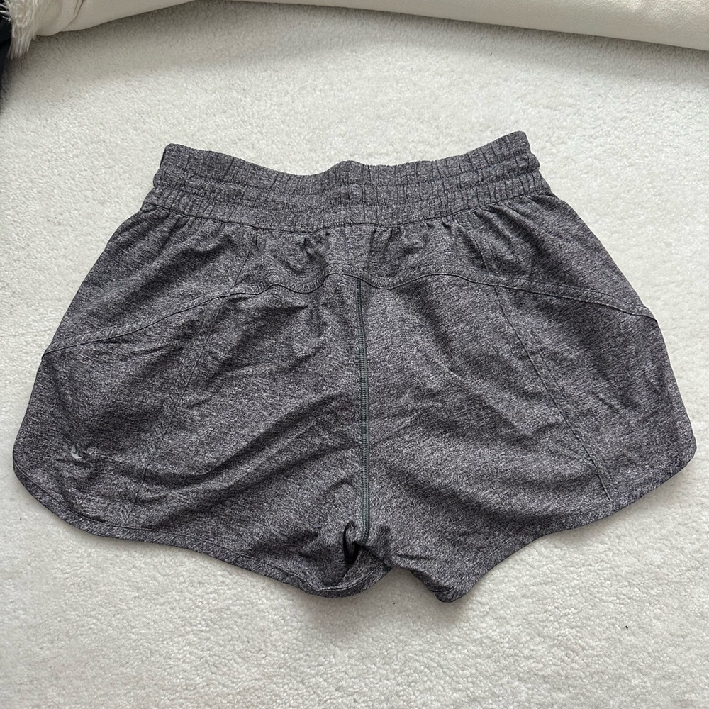 Lululemon Tracker Low-Rise Lined Short 4" - Picture 2 of 3